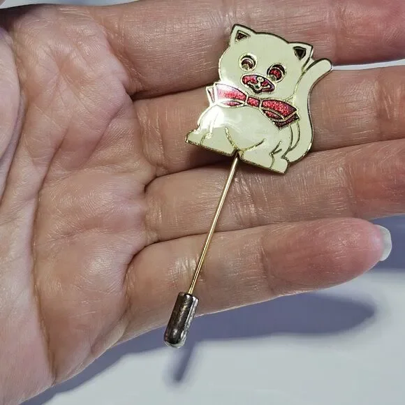 Vintage Gold Tone White Cloisonne Cat With Red Bow Stick Pin Lapel Hat - Picture 3 of 10
